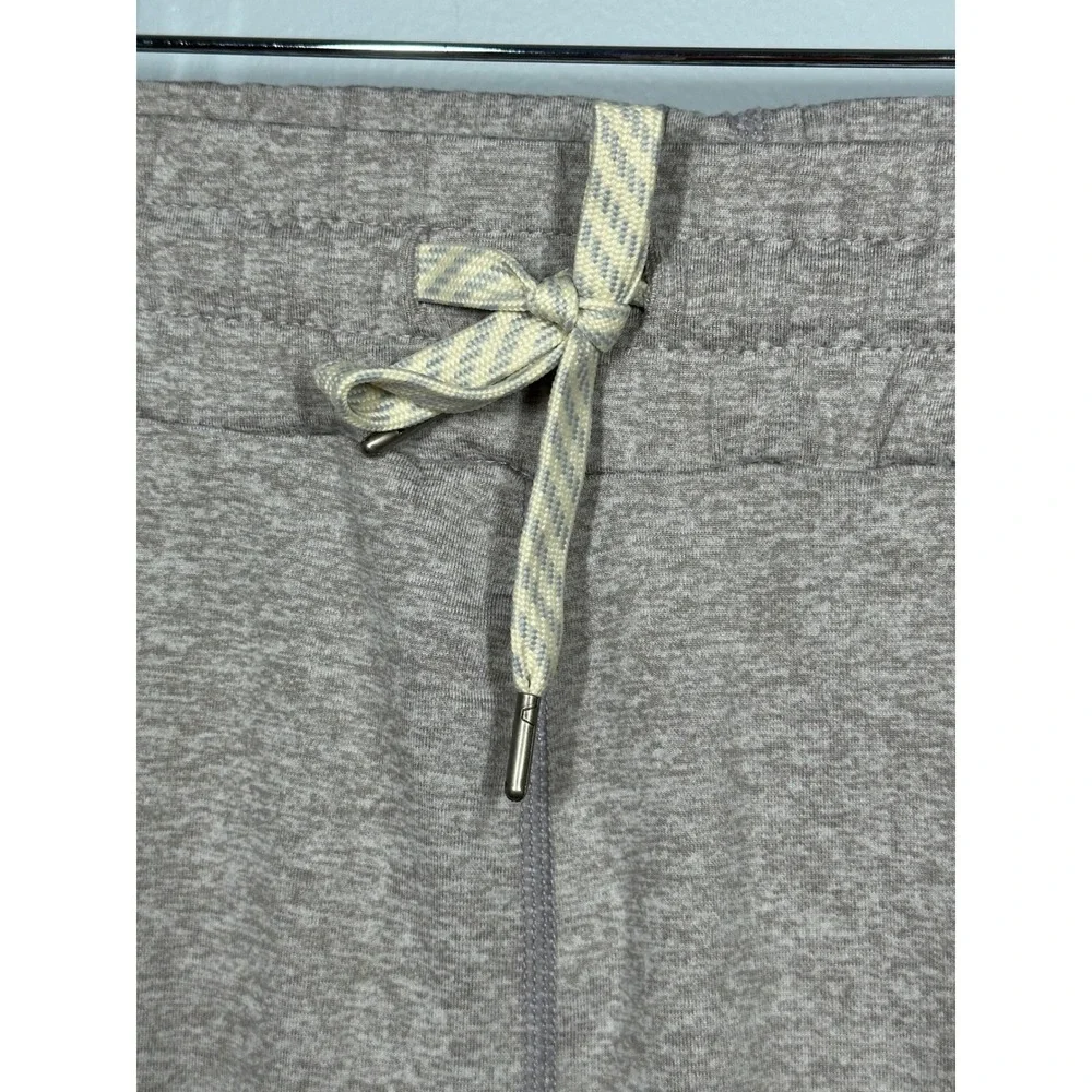 Vuori Womens Performance Jogger Pants Heather Gray Athleisure‎ XLarge 28" Inseam - Picture 13 of 16